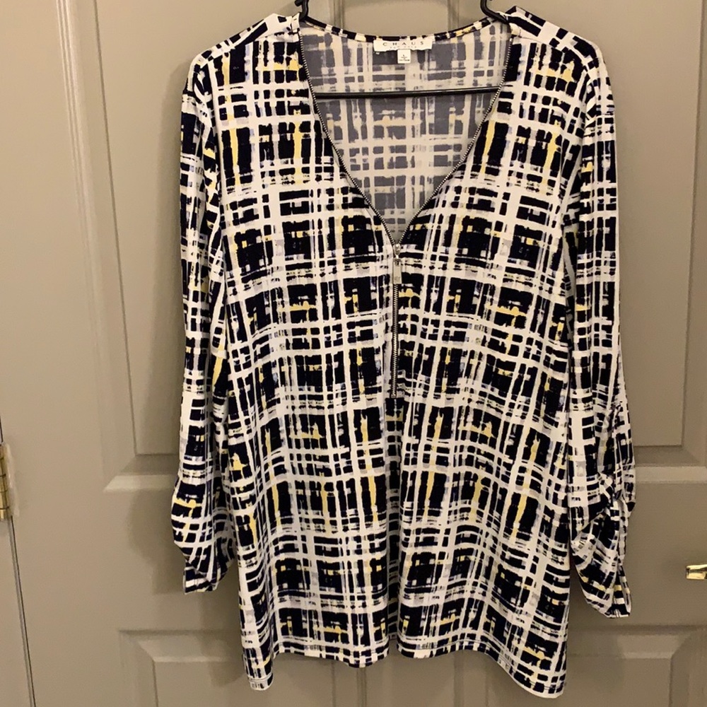 Quarter sleeve blouse
